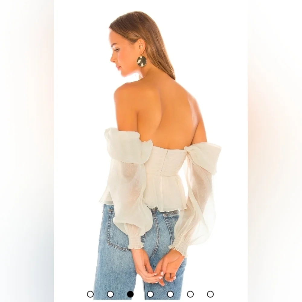 NWT/ House of Harlow 1960 X REVOLVE Burna Blouse in Cream Small - Picture 4 of 8